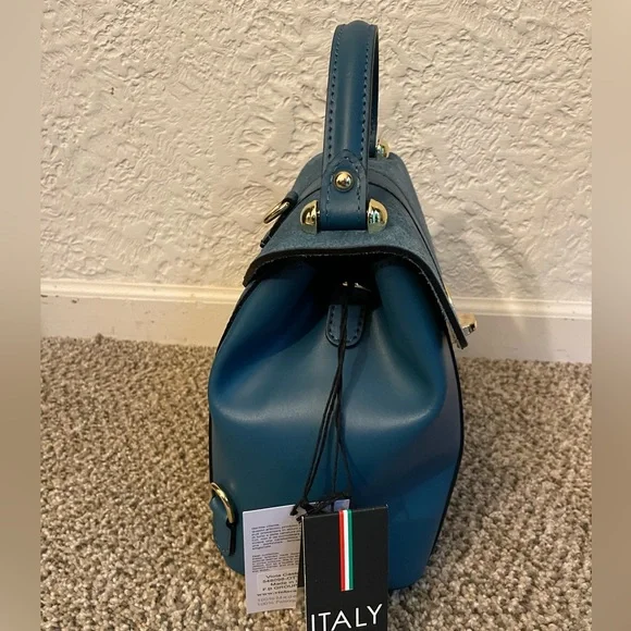 Viola Castellani New Leather Crossbody Satchel convertible Bag backpack - Picture 2 of 9